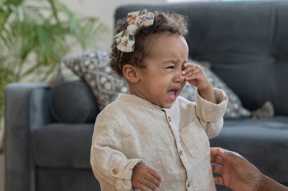 Anak tantrum menangis