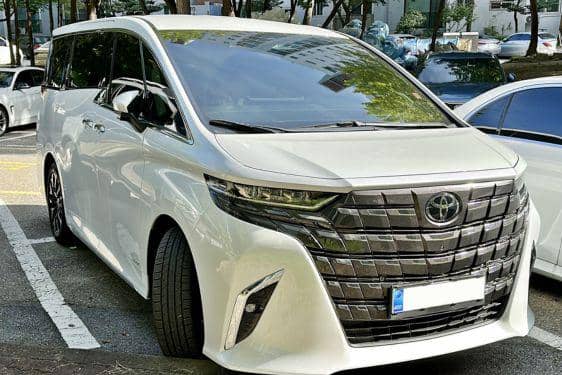 7 Mobil Toyota Termahal di Indonesia Tahun 2025 | Popmama.com