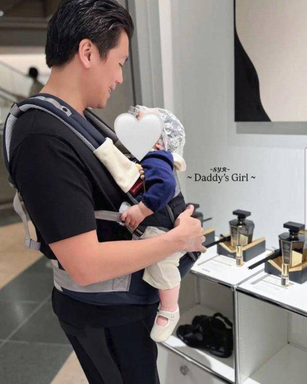 Syahrini Keceplosan Ungkap Nama Baby R 5.jpg