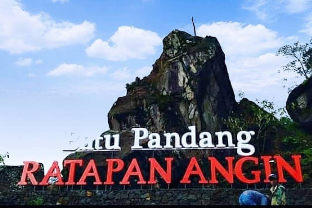 Batu Ratapan Angin.png