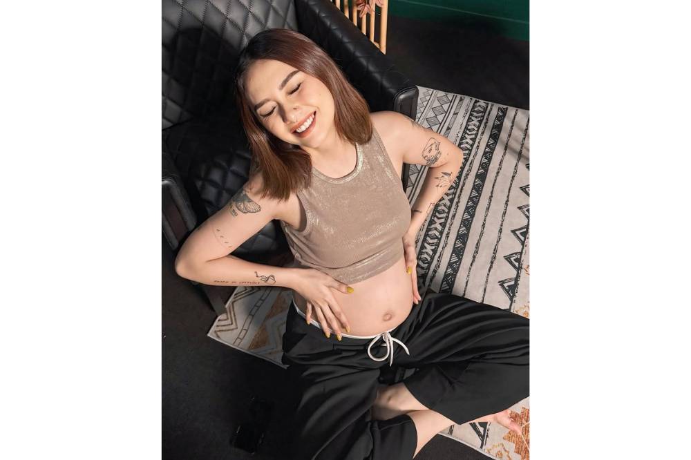 Foto Istri Onadio Leonardo Pamer Baby Bump 2.png