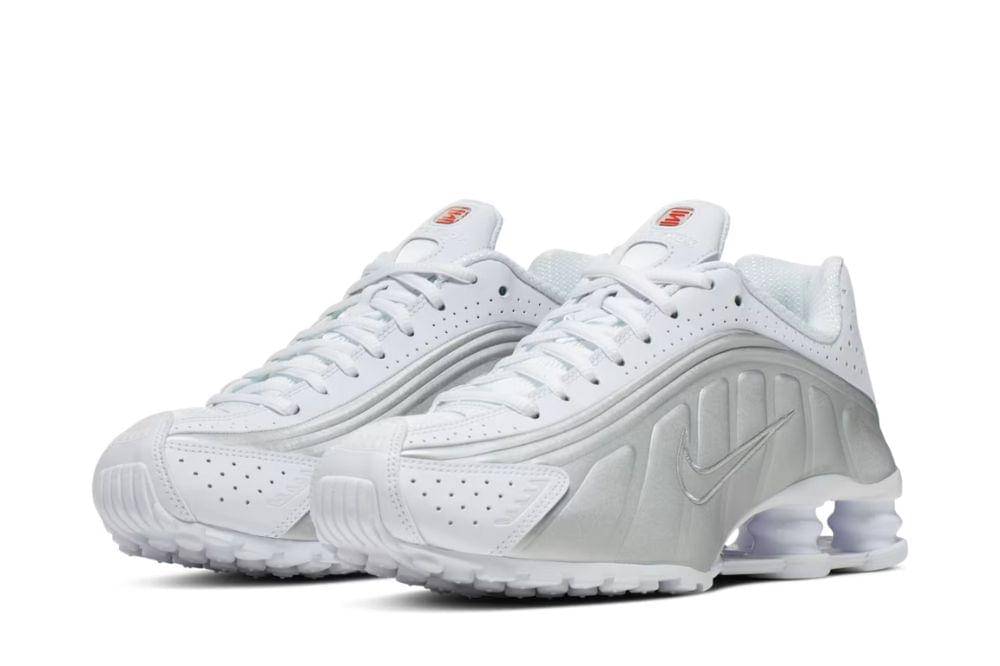 rekomendasi sneakers silver 3.jpg