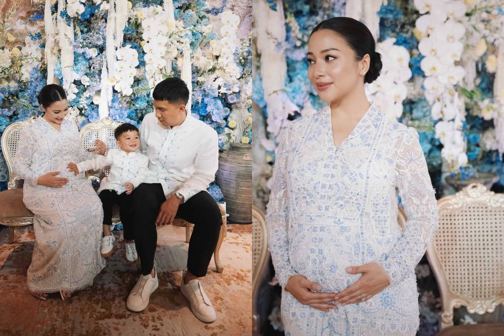 Foto Artis Pamer Baby Bump saat Tasyakuran Kehamilan 4.png