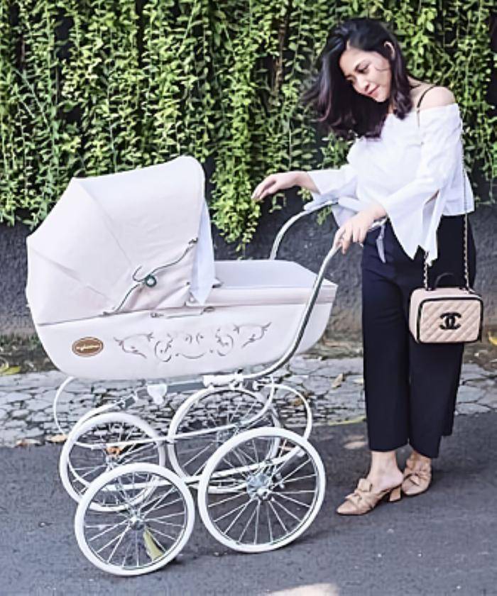 Stroller Anak Artis dengan Harga Fantastis 7.jpg