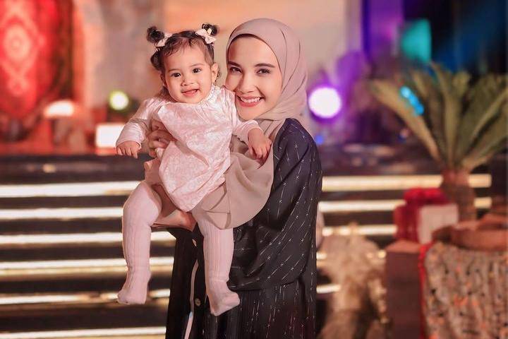 Foto Wajah Humaira Mirip Zaskia Sungkar 2.jpg