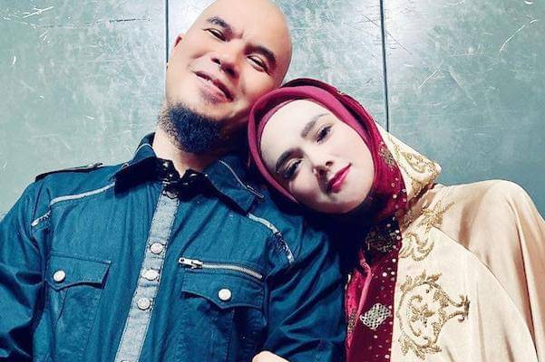 Kisah Cinta Mulan Jameela dan Ahmad Dhani