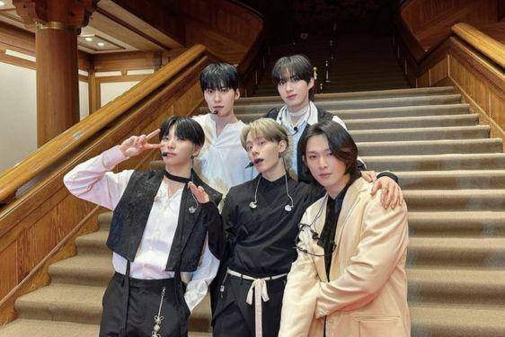 7 Grup Kpop Tanpa Leader, Begini Cara Mereka tetap Solid 7.jpg