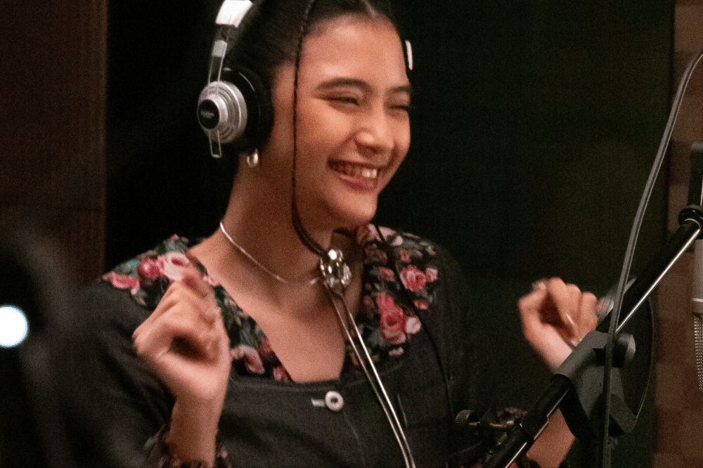 Jinan Safa eks JKT48 Jadi Cewek Manja di Film Tak Ingin Usai di Sini