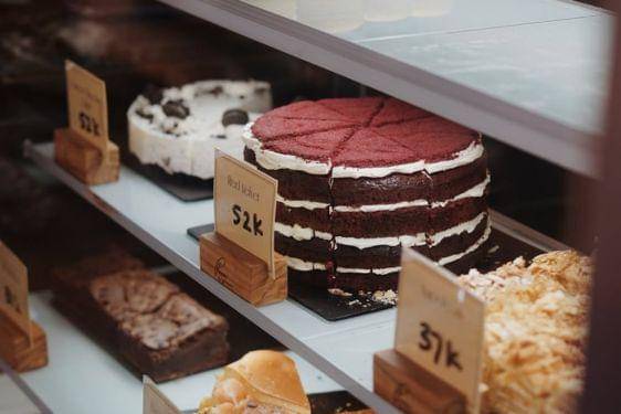 9 Toko Kue Malang Terdekat, Cita Rasa Modern hingga Warisan Belanda