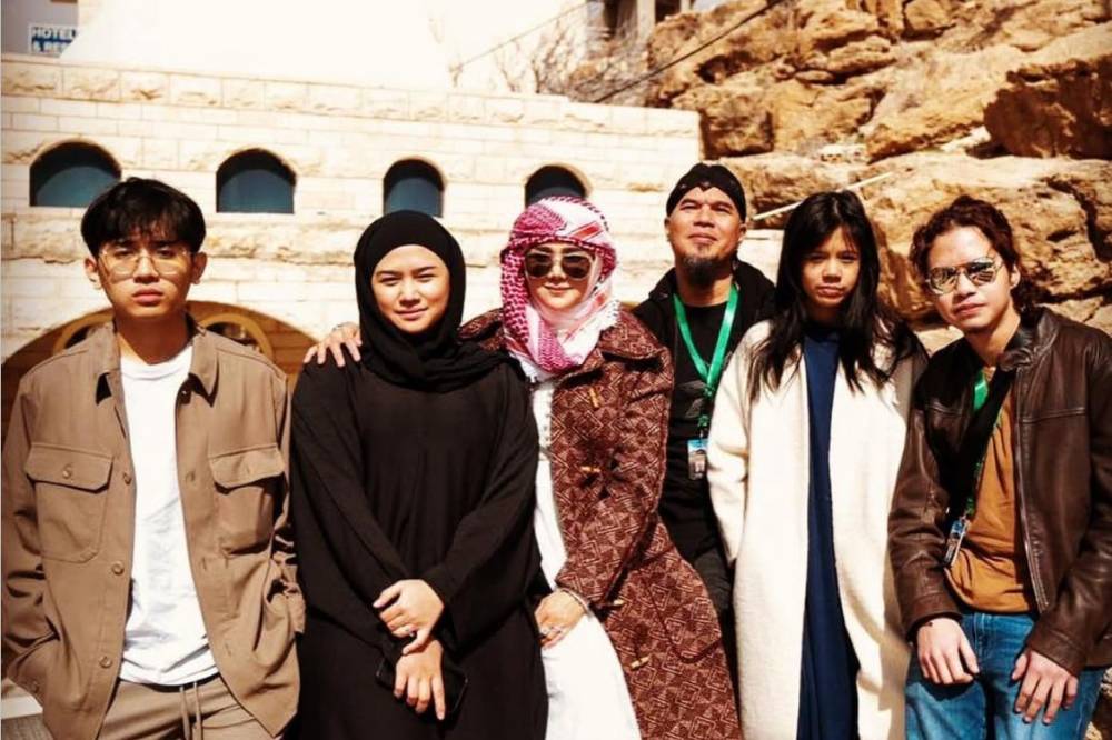 Fakta Anak Mulan Jameela, Salah Satu Anak Kandungnya Meninggal