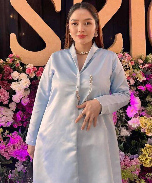 Foto OOTD Artis saat Hamil 2.jpg