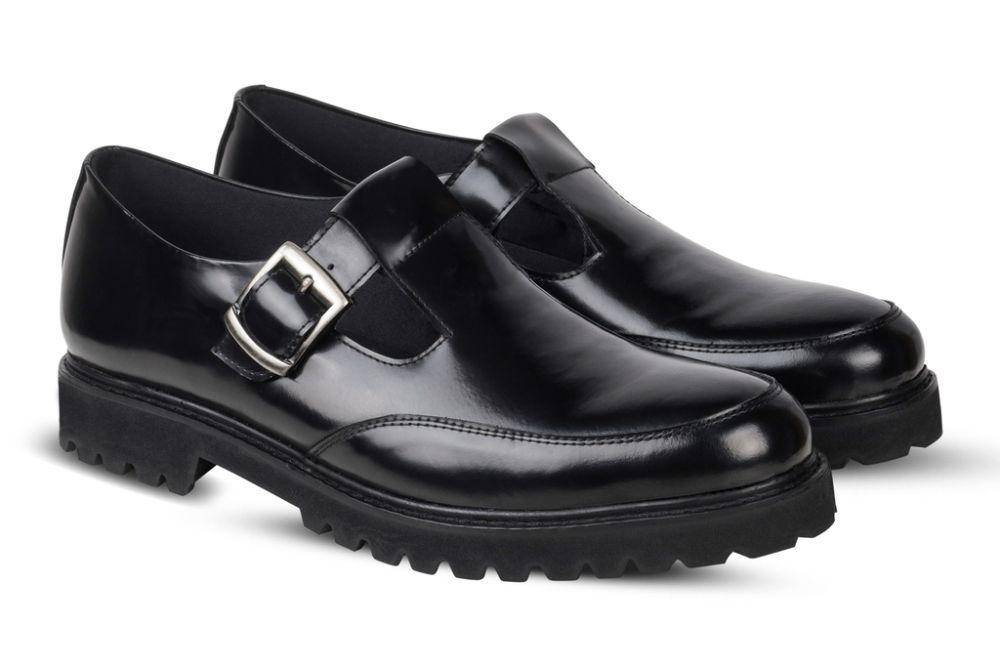 7 Rekomendasi Brand Sepatu Mary Jane Lokal!