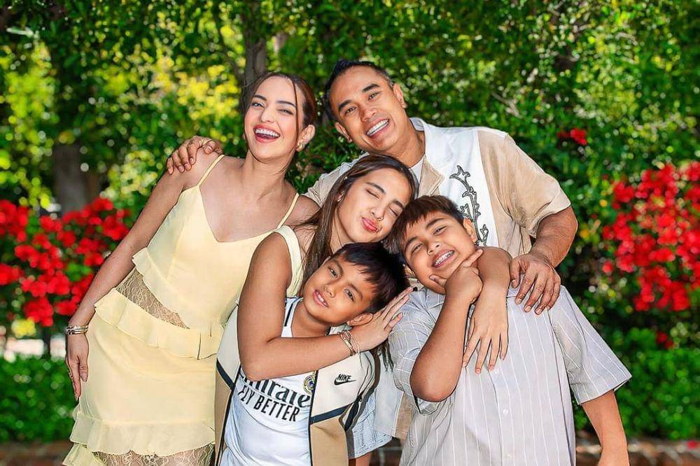 Keluarga Nia Ramadhani