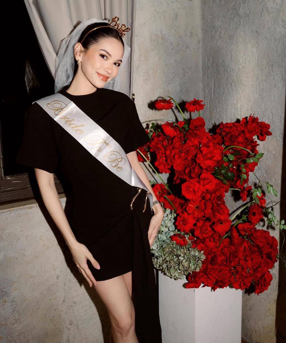 Gaya Fashion Alyssa Daguise saat Bridal Shower 1.jpg