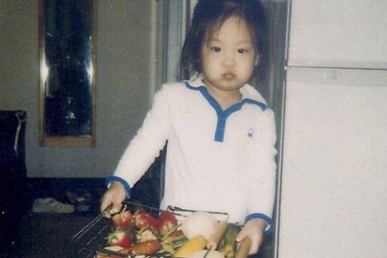 10 Foto Transformasi Jennie BLACKPINK, Gayanya Selalu Standout! 2.jpg