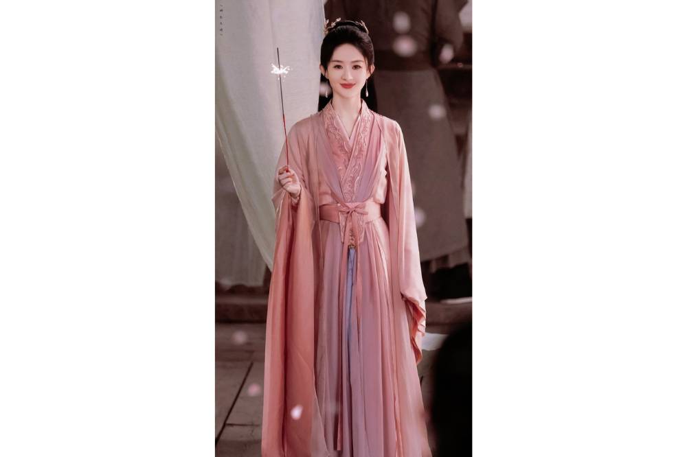 Inspirasi Baju Pesta dari Drama Cina (4).png