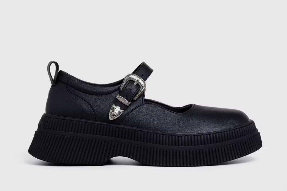 sepatu mary jane 7.jpg
