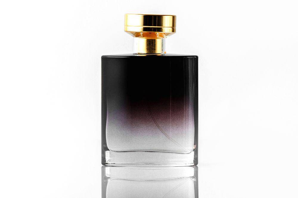 botol parfum.jpg