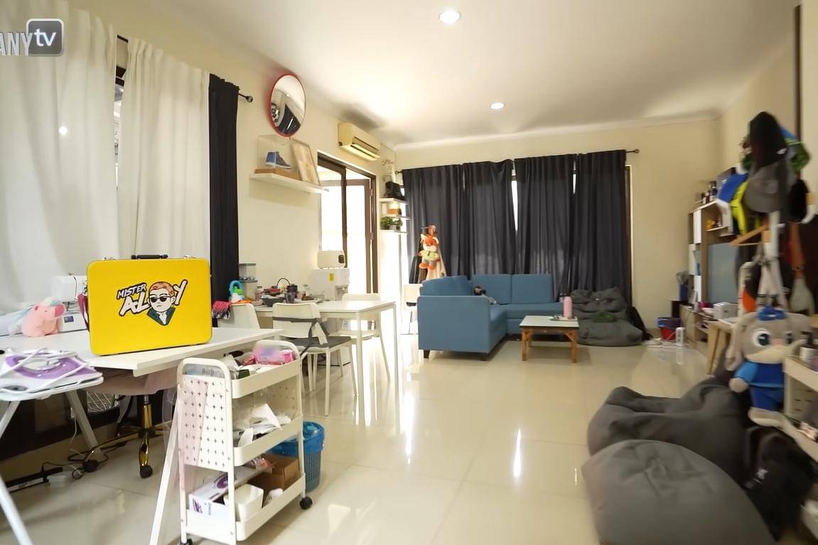 Foto Rumah Baru King Aloy