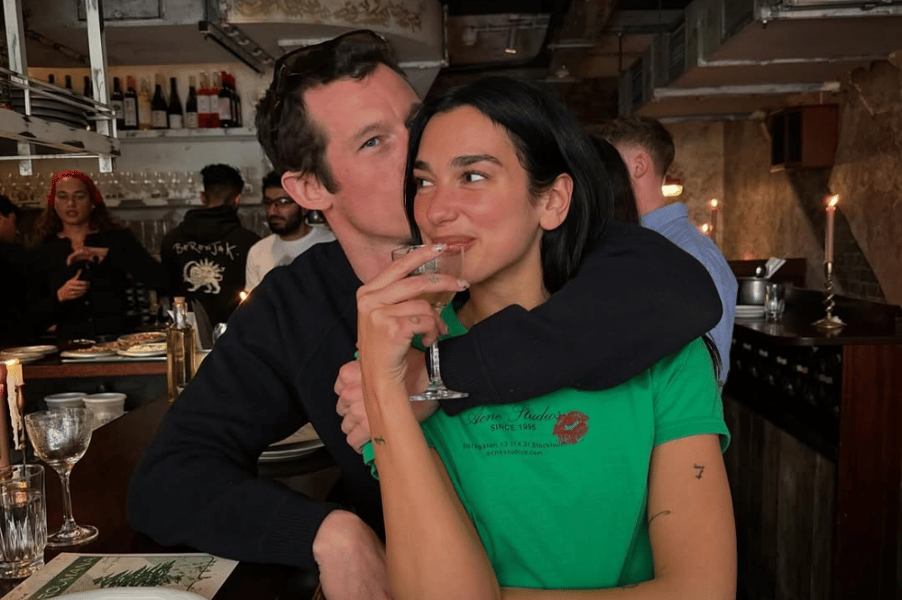 Callum Turner dan Dua Lipa