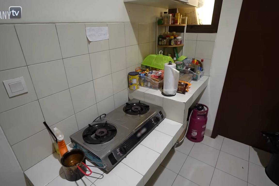 Foto Rumah Baru King Aloy