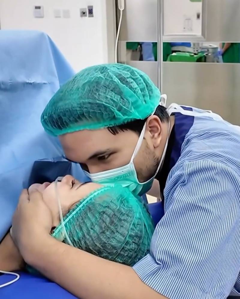 Reaksi netizen dan penggemar atas kelahiran Baby Arash, banjir pujian dan doa baik.png