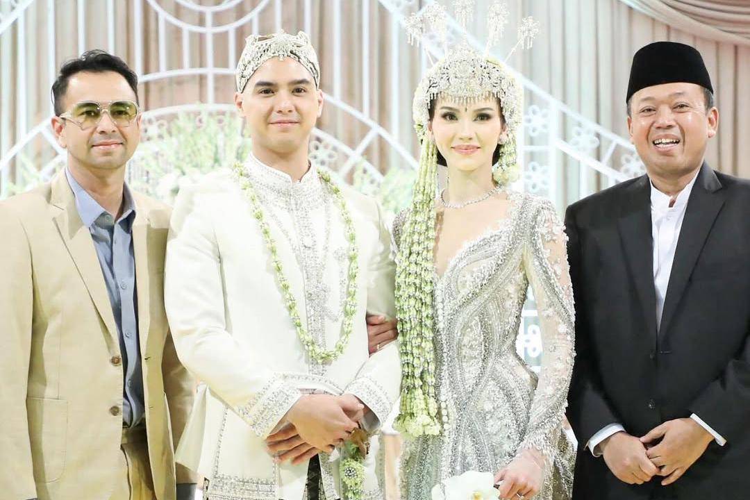 14 Gaya Tamu Artis di Akad Nikah Al Ghazali dan Alyssa Daguise 