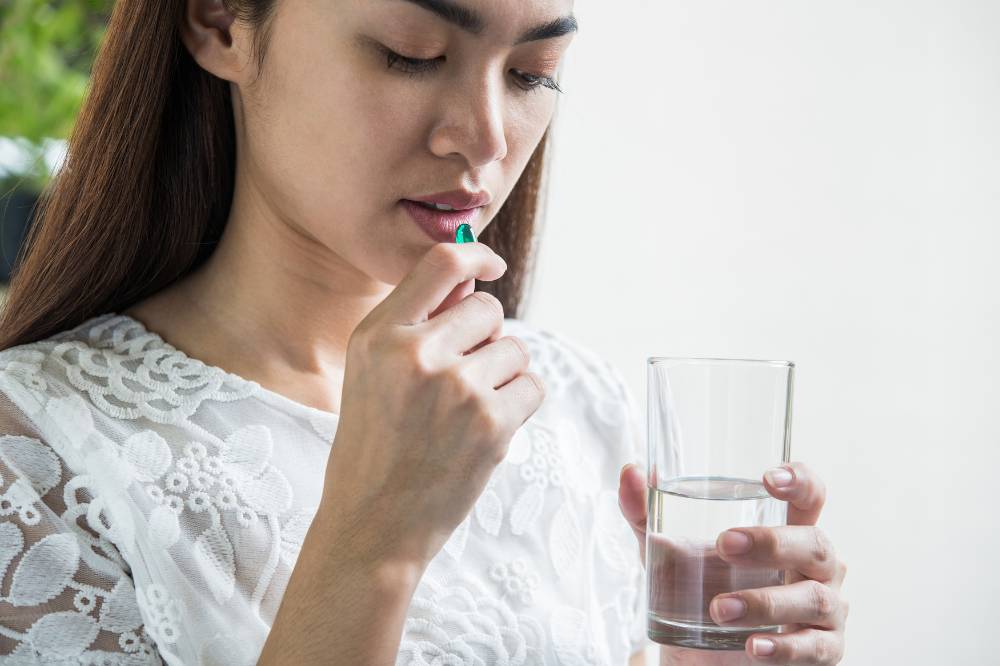 Minum Obat.png