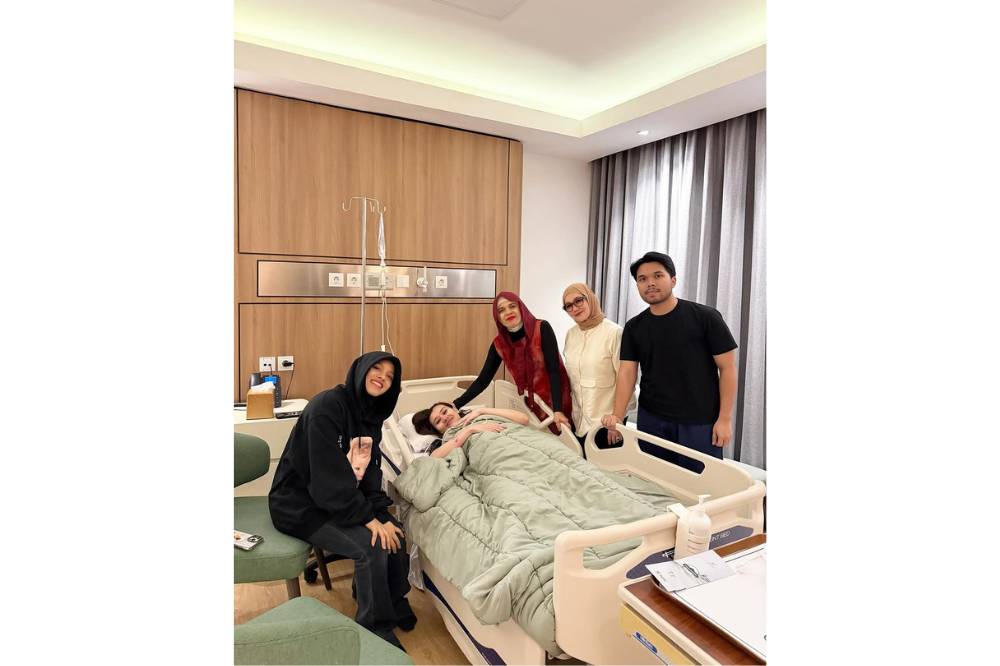 Bahagianya Reza Artamevia Jadi Nenek 1.png