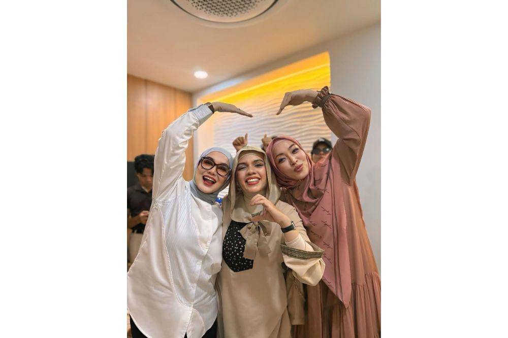 potret ketiga nenek baby ahmad arash 7.jpg