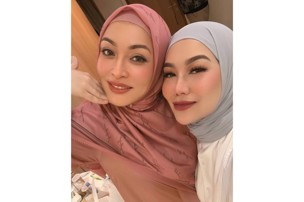 Bahagianya Reza Artamevia Jadi Nenek 4.png