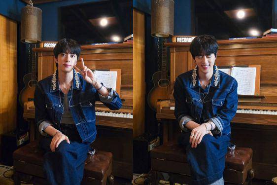 10 Foto Transformasi Jin BTS, Pernah Tampil Bergaya Anak Punk!