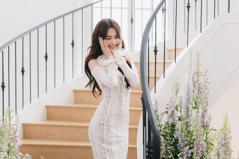 Fakta Keluarga Davika Hoorne, Dilamar Ter Chantavit