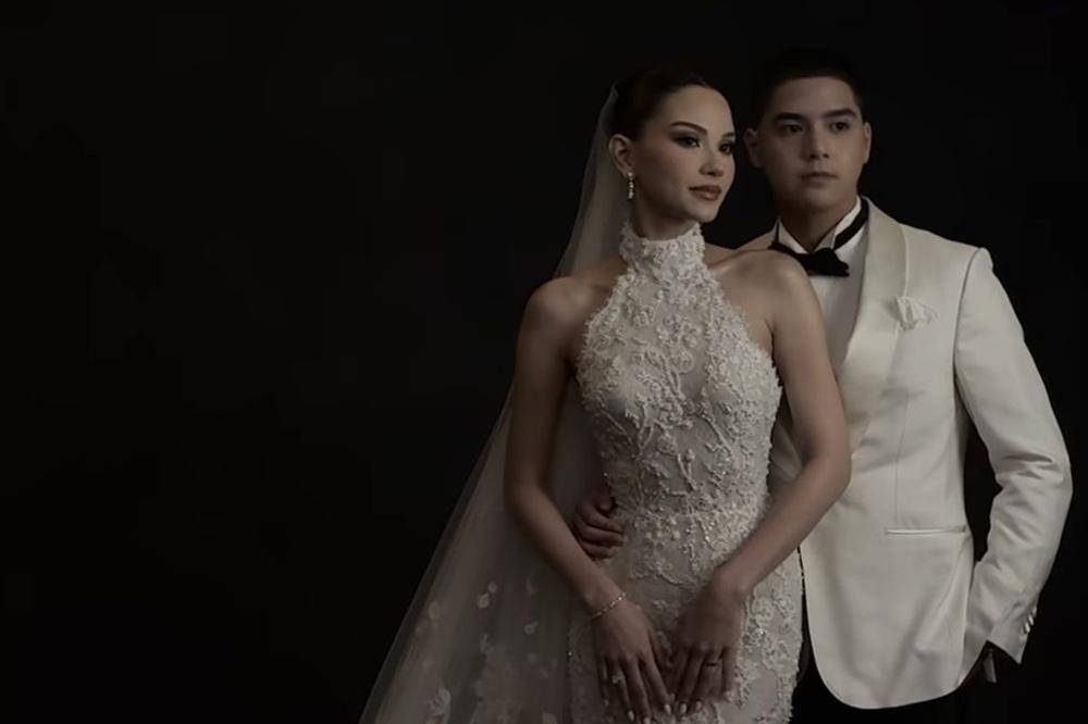 7 Detail Penampilan Alyssa Daguise saat Resepsi Pernikahannya