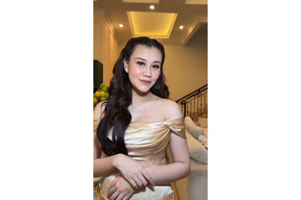 potret aaliyah massaid 1.jpg