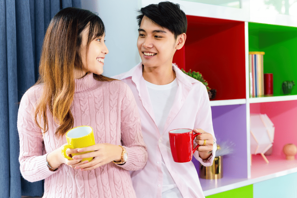 Kebiasaan Kecil yang Memicu Perselingkuhan di Kantor