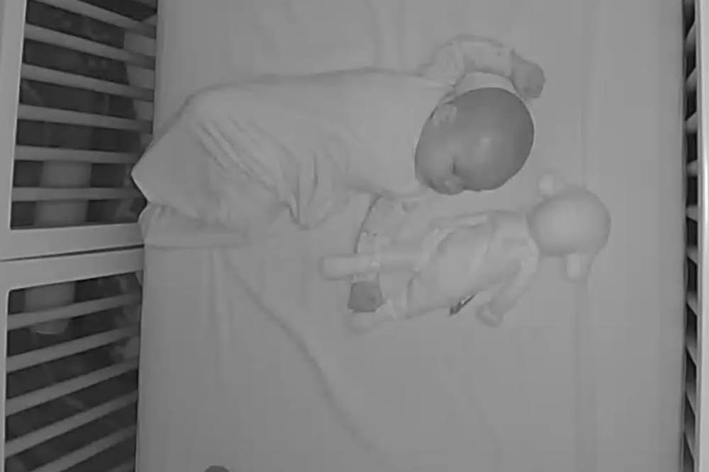 Nael menutup aktivitas hariannya dengan makan malam, mandi, dan tidur nyenyak.png