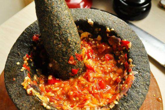 10 Kumpulan Resep Sambal Ayam Bakar, Pedasnya Bikin Ketagihan! 11.jpg