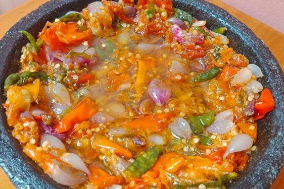 10 Kumpulan Resep Sambal Ayam Bakar, Pedasnya Bikin Ketagihan! 5.jpg