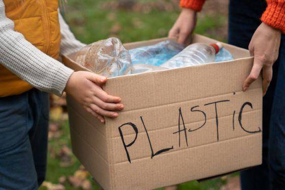 Gerakan PlasticEcoCycle Ajak Anak dan Komunitas, Wujudkan Bumi Bersih 5.jpg