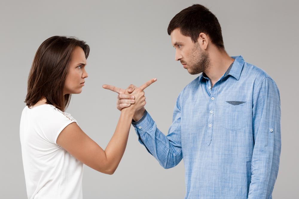 10 Cara Mengatasi Pasangan yang Curigaan, Coba Bangun Kepercayaan