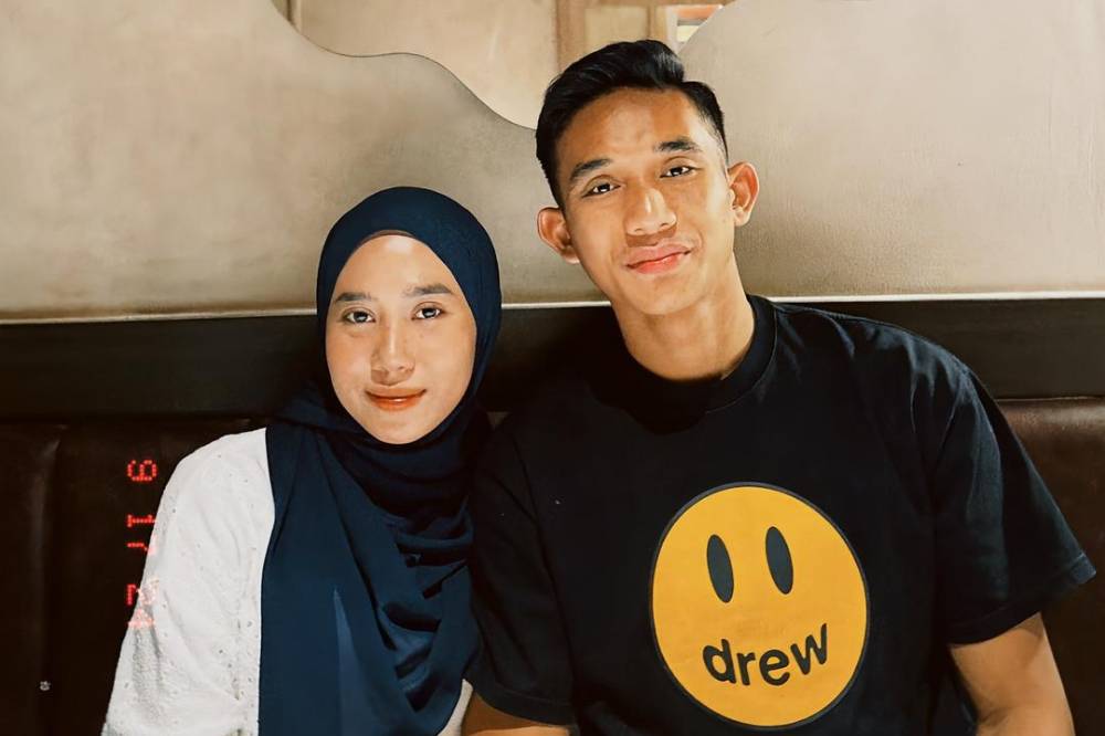 Rizky Ridho dan istri