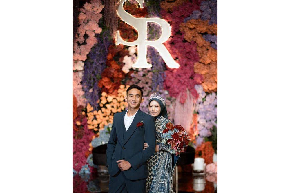 penampilan rizky ridho dan istri 5.jpg