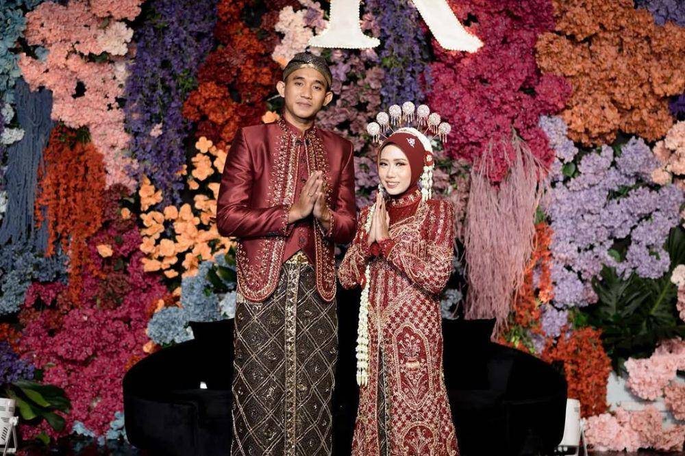 penampilan rizky ridho dan istri 8.jpg