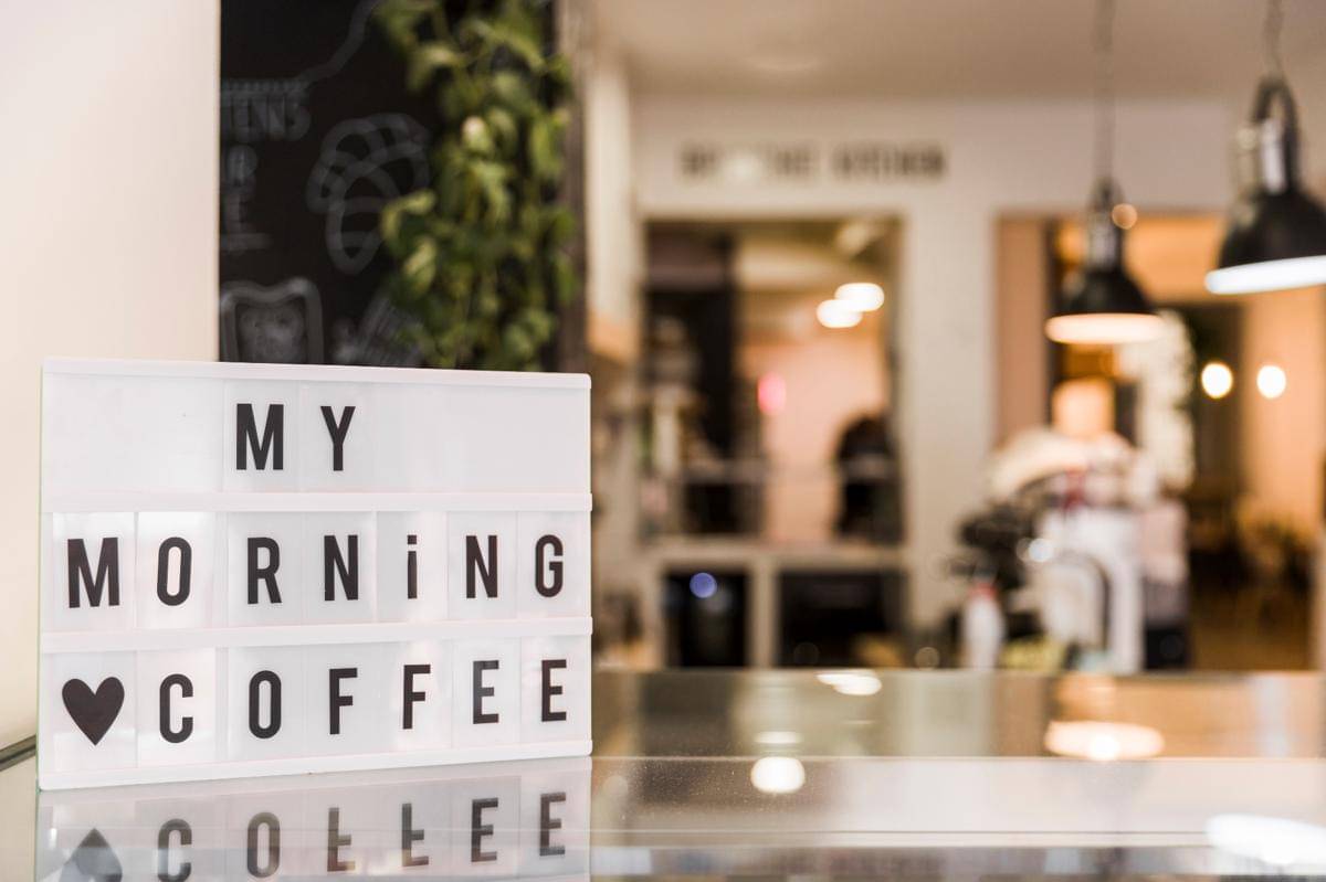 9 Cafe 24 Jam Malang Terdekat, Spot Nugas Comfy Semalaman