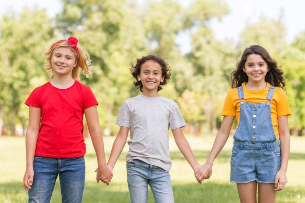 Kids holding hands