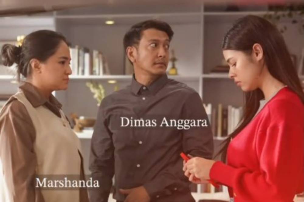 Daftar pemain serial jalinan terlarang