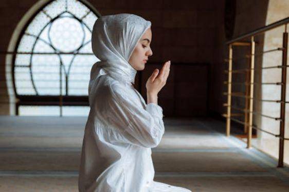 Doa Awal dan Akhir Tahun Islam, Lengkap dengan Artinya 2.jpg
