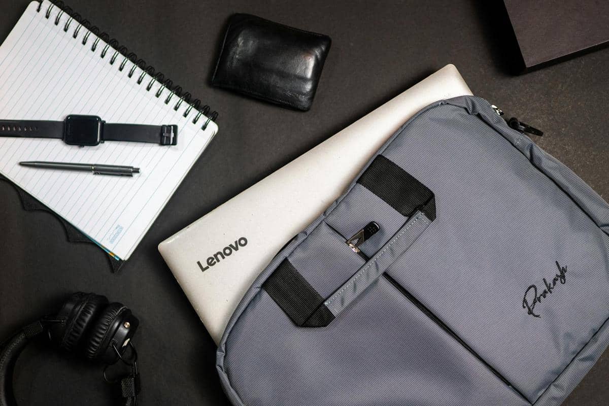 7 Rekomendasi Tas Laptop untuk Laki-Laki, Elegan dan Ekonomis