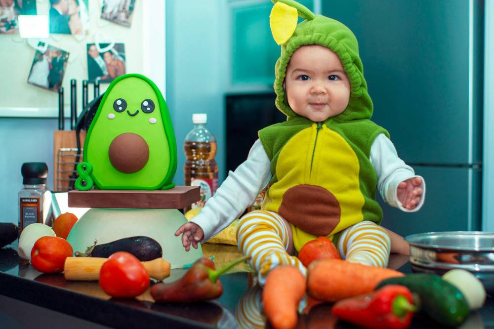 Bayi makan wortel